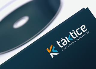 Logotipo de Taktice